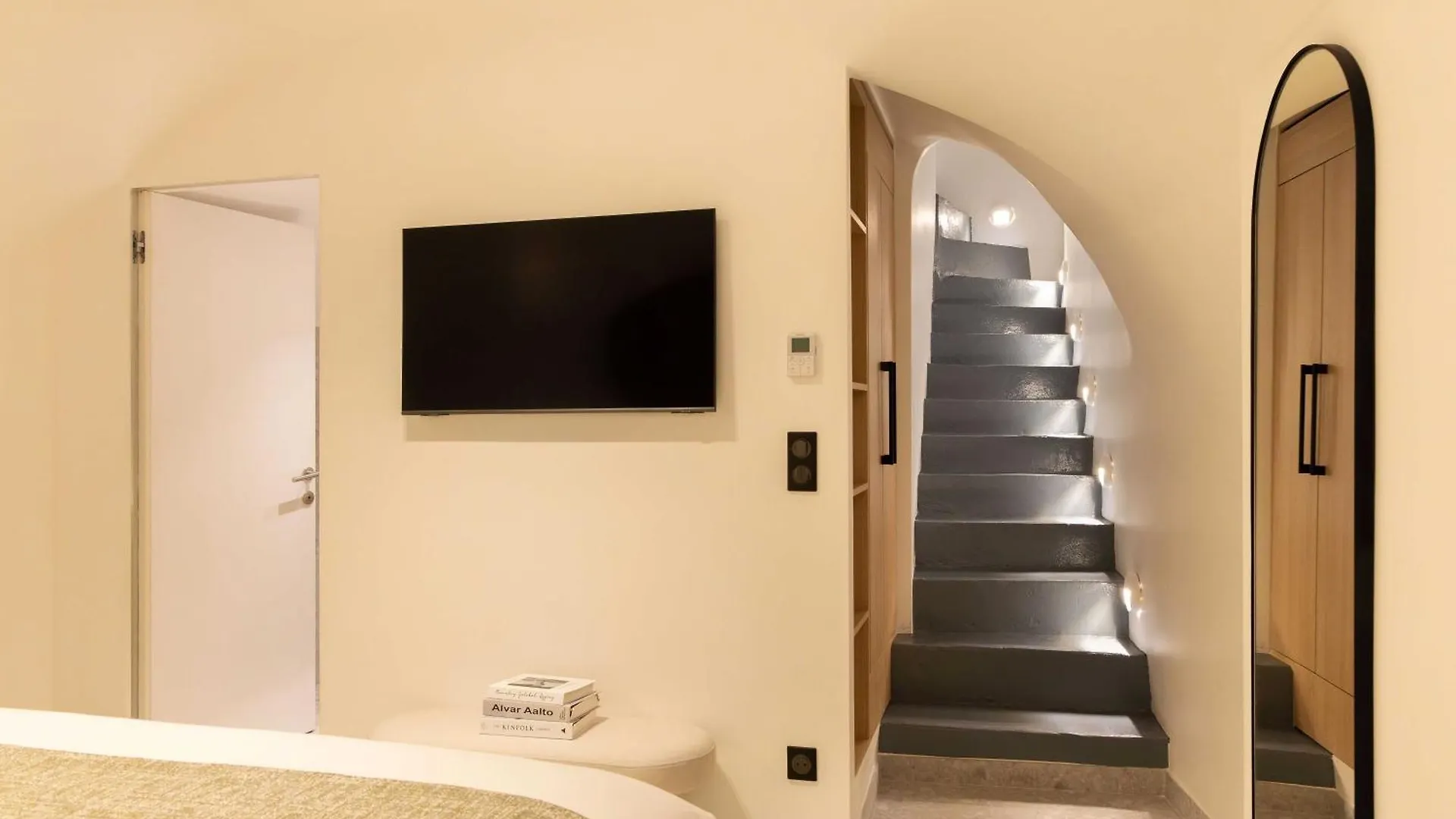 Modern Apartment -Ac-1Br-4P-Pantheon Paris 0*,  France